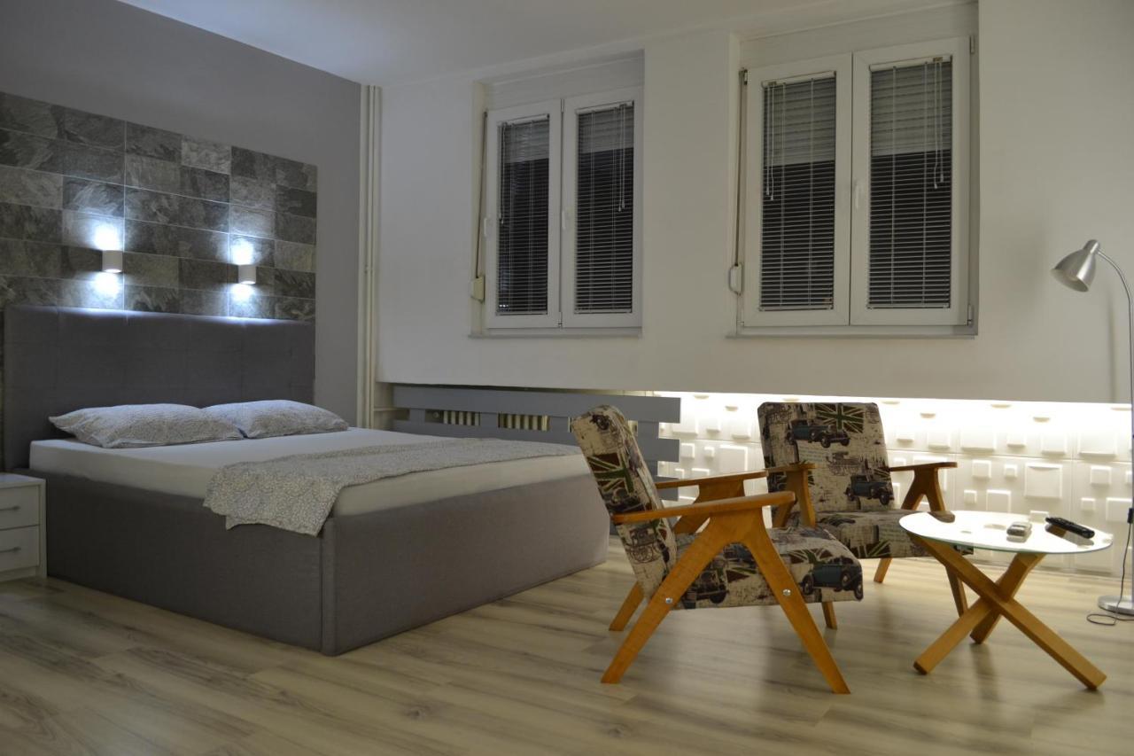 Lazarus Studio Apartment Skopje Luaran gambar