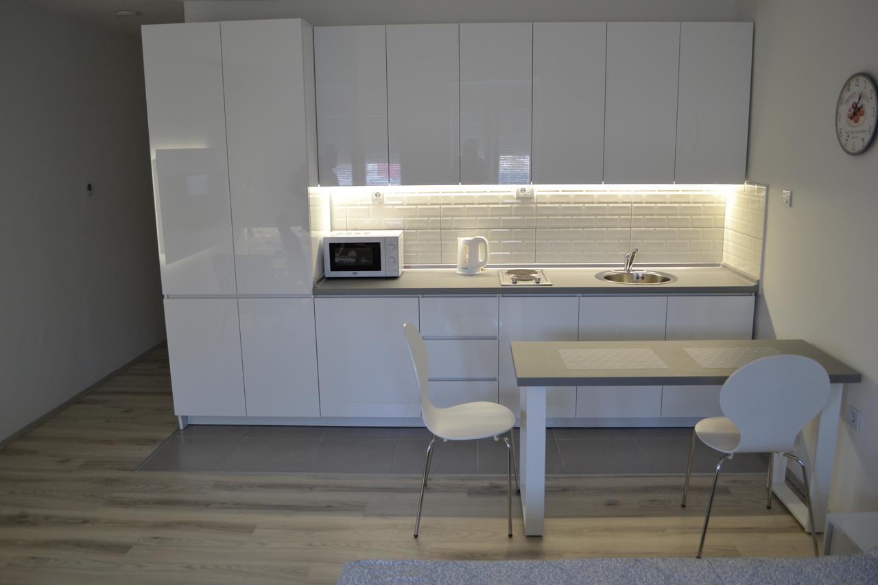 Lazarus Studio Apartment Skopje Luaran gambar